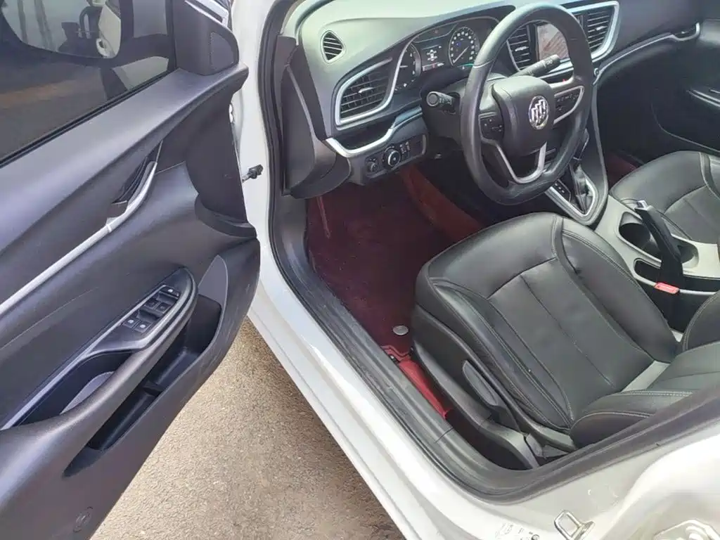 Buick Excelle — миниатюра 16