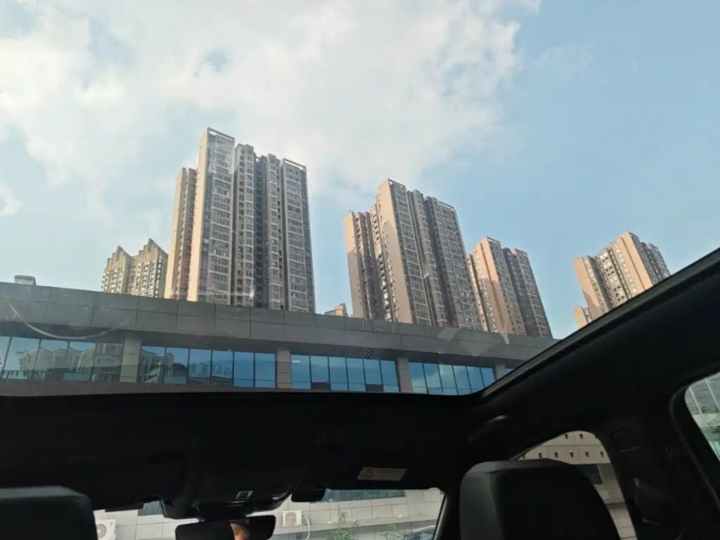 Land Rover Discovery Sport — миниатюра 18