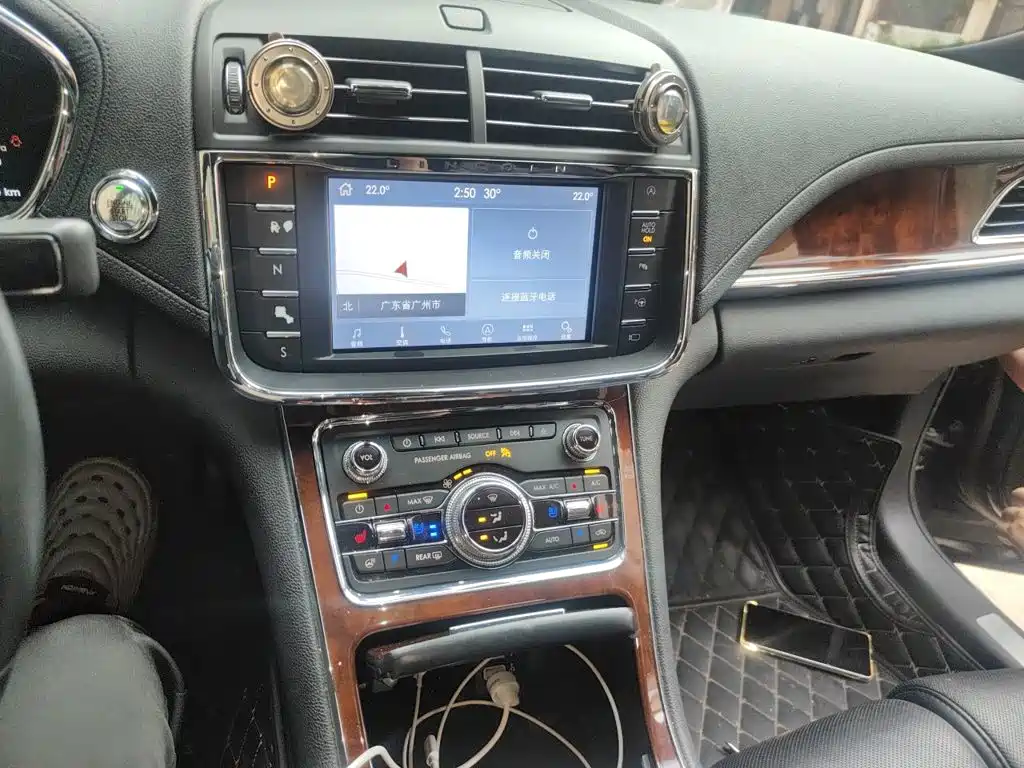 Lincoln Continental — миниатюра 9