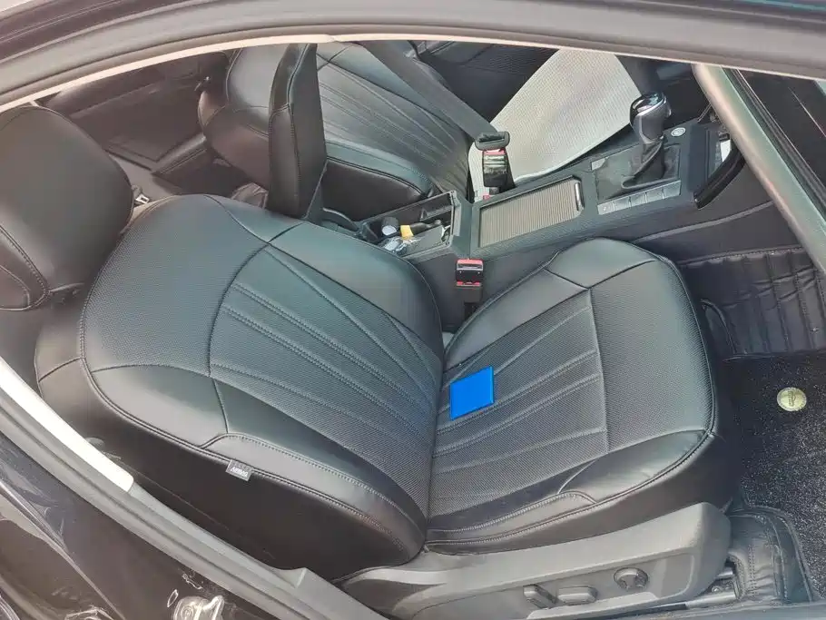 Volkswagen Passat — миниатюра 8