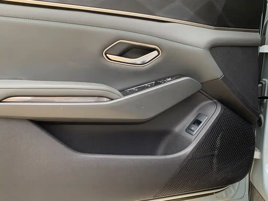 BYD Qin L — миниатюра 12