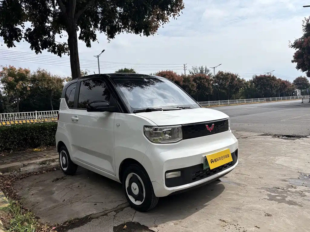 Wuling MINIEV — миниатюра 6