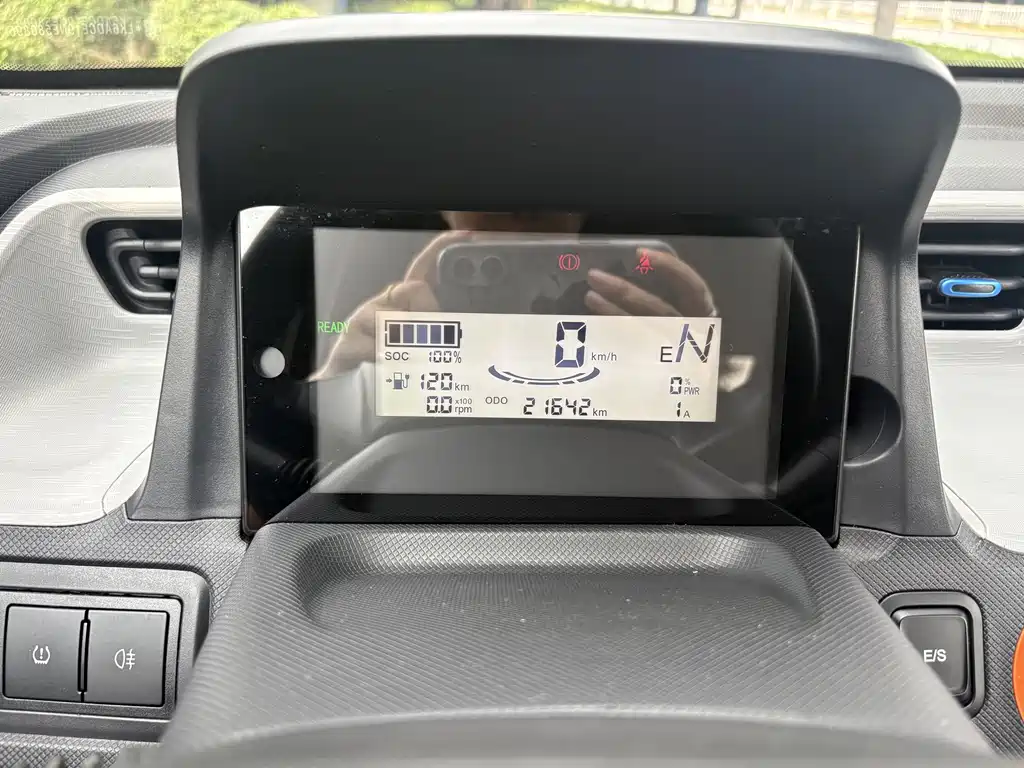 Wuling MINIEV — миниатюра 9