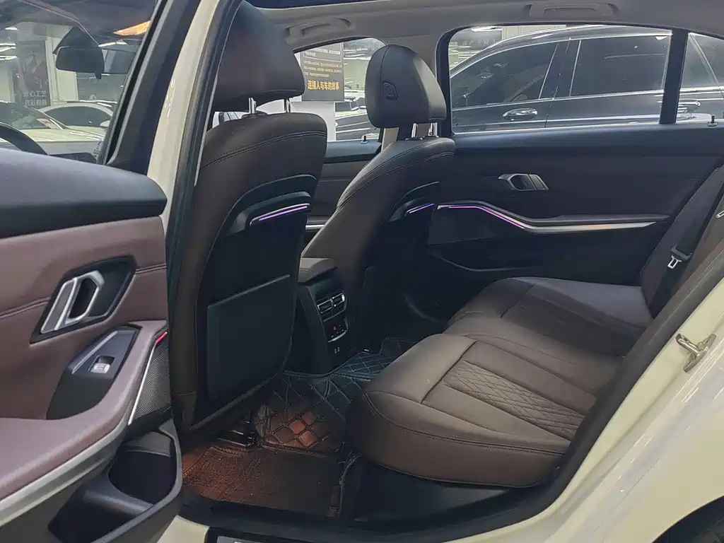 BMW 3 Series — миниатюра 9