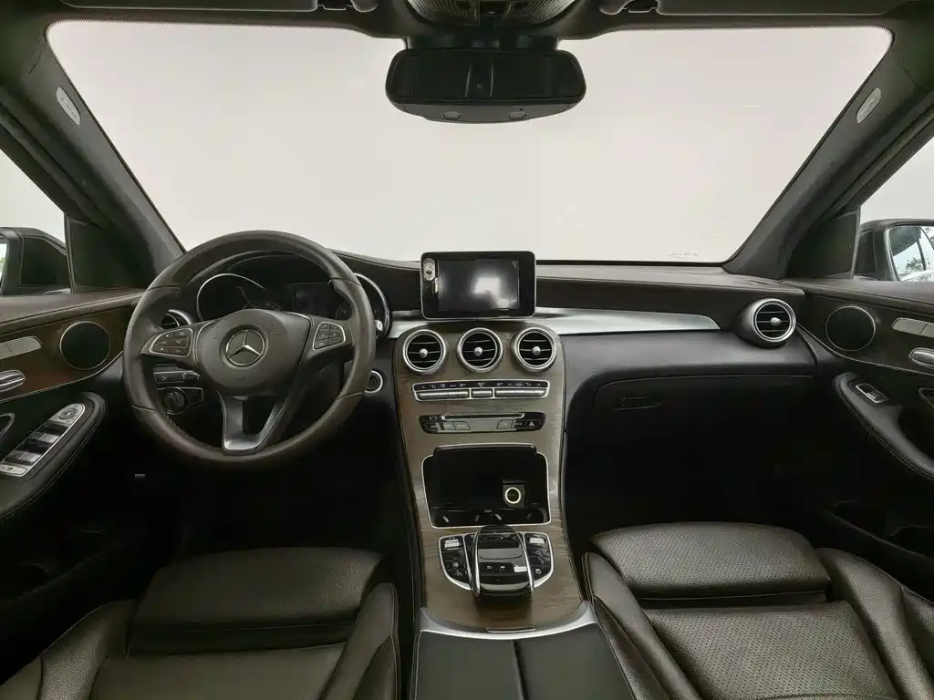 Mercedes-Benz GLC — миниатюра 5