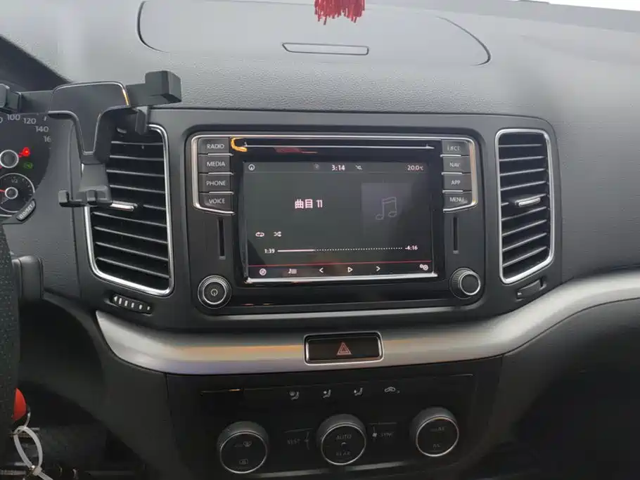 Volkswagen Sharan — миниатюра 13