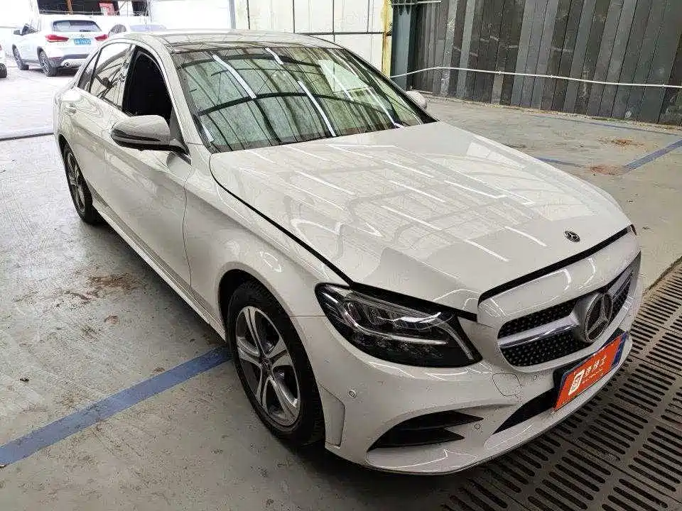 Mercedes-Benz C-Class — миниатюра 2