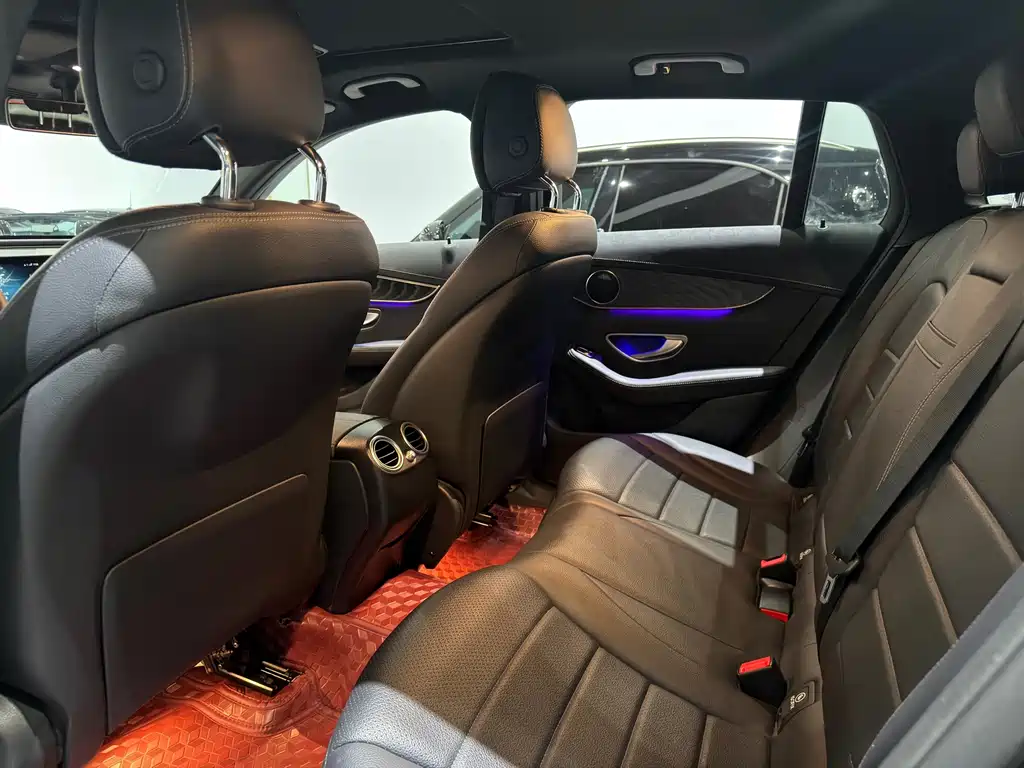 Mercedes-Benz EQC — миниатюра 10