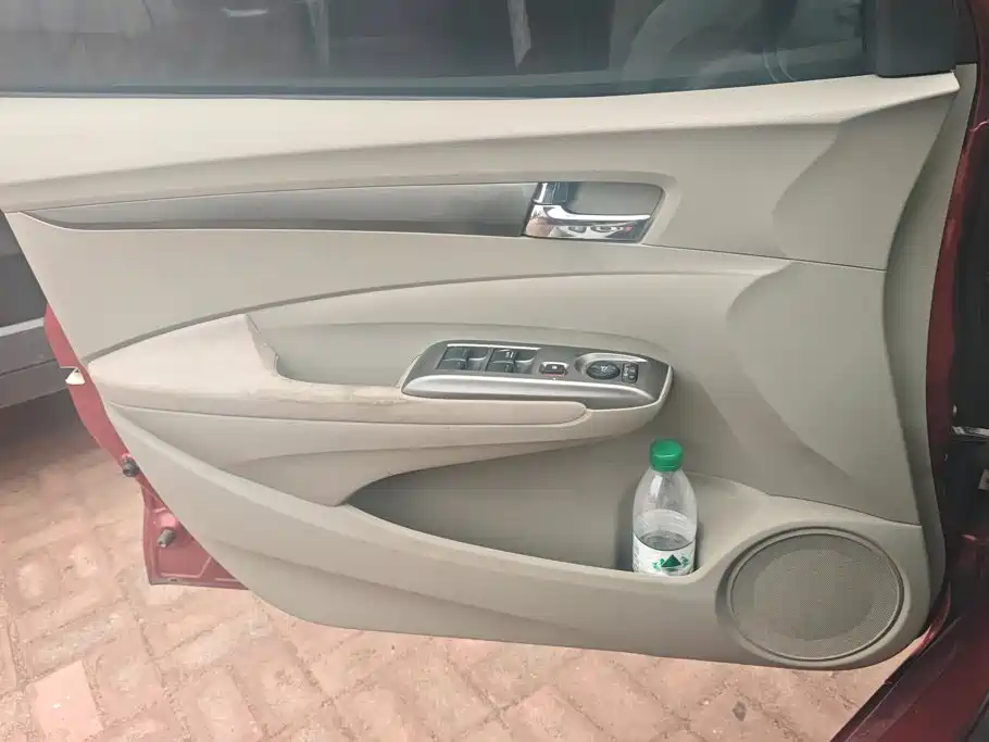Honda City Classic — миниатюра 7