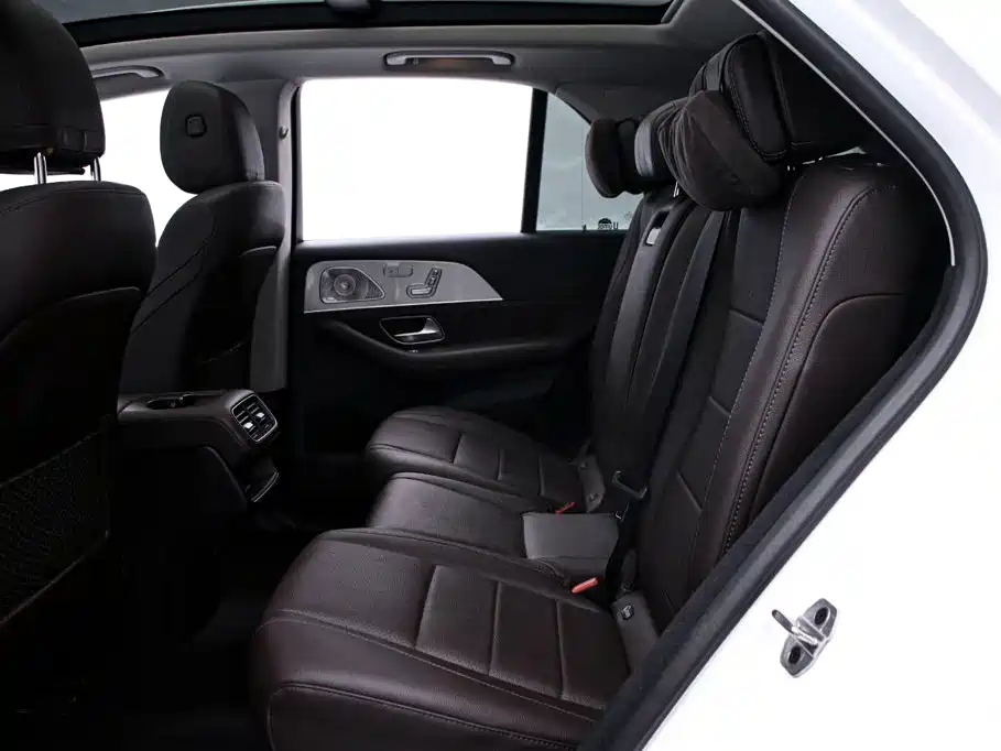 Mercedes-Benz GLE (Import) — миниатюра 17