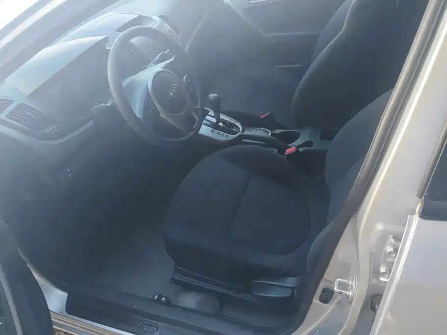 Kia Forte — миниатюра 9
