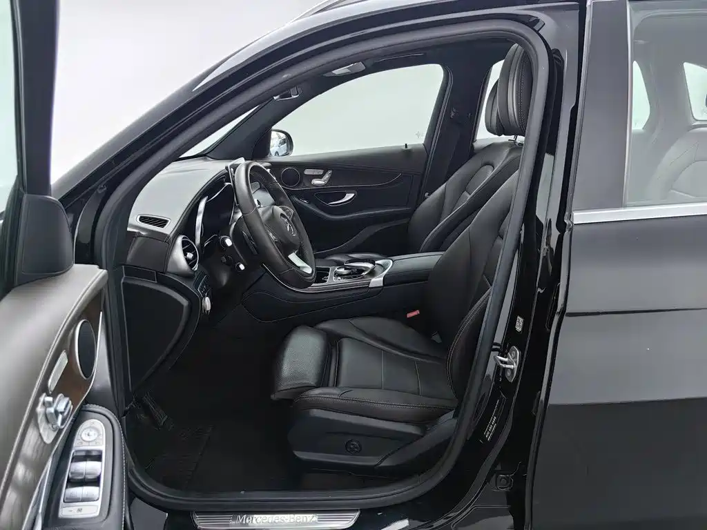 Mercedes-Benz GLC — миниатюра 10