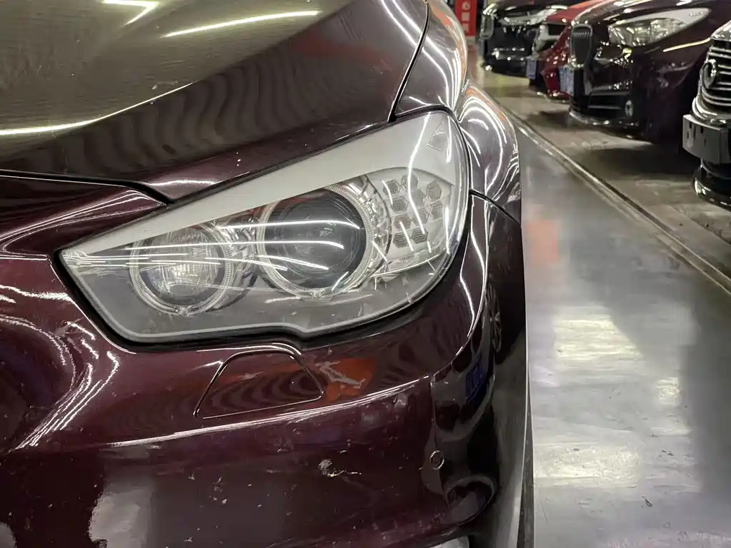 BMW 5 Series GT — миниатюра 4