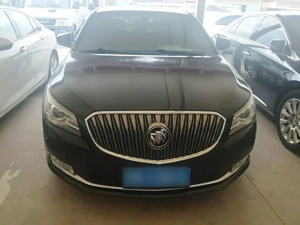 Buick LaCrosse — миниатюра 3