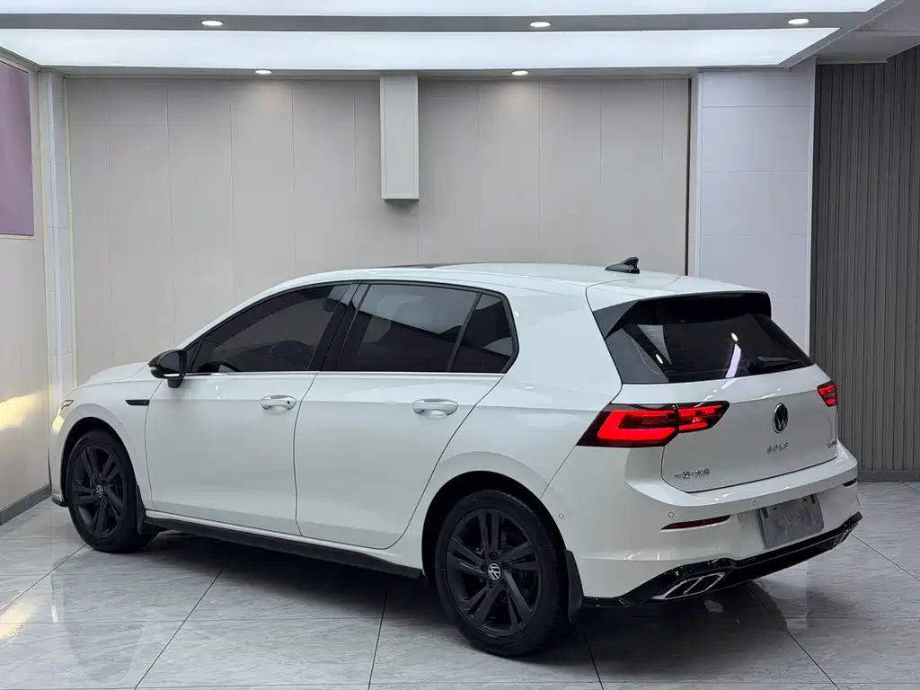 Volkswagen Golf — миниатюра 6