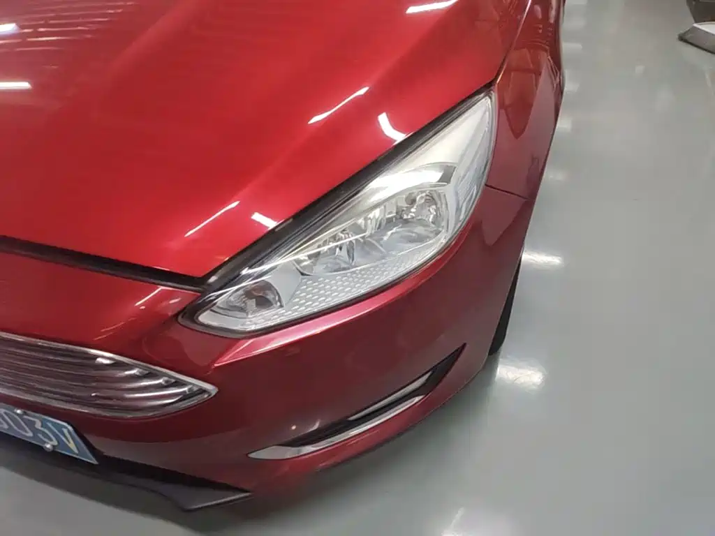 Ford Focus — миниатюра 24