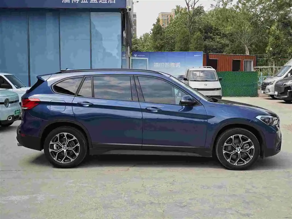 BMW X1 2021 sDrive25Li Lead