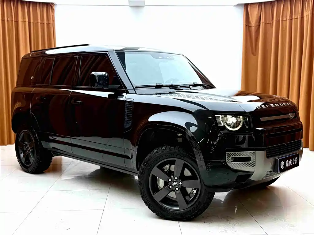 Land Rover Defender — миниатюра 3