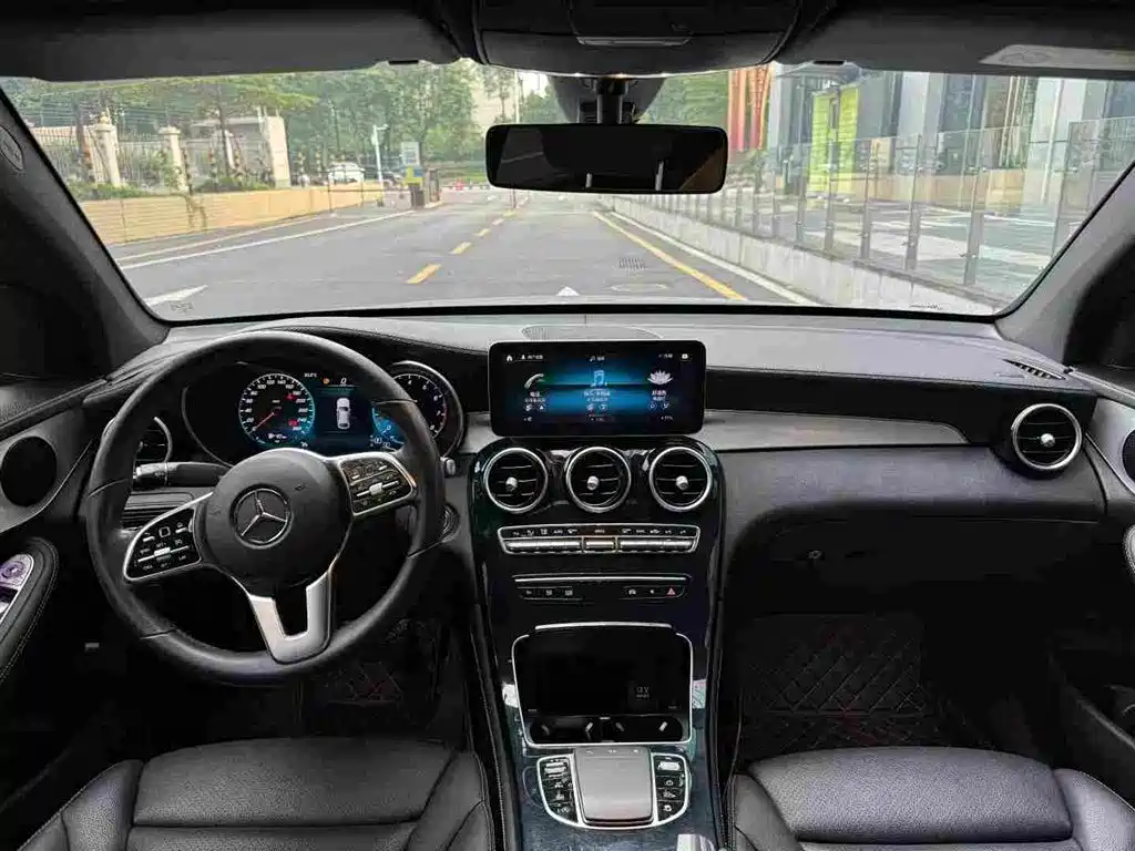 Mercedes-Benz GLC Coupe — миниатюра 7