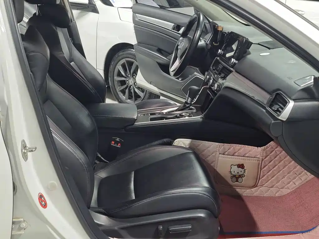 Honda Accord — миниатюра 8
