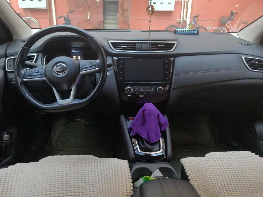 Nissan Qashqai — миниатюра 12