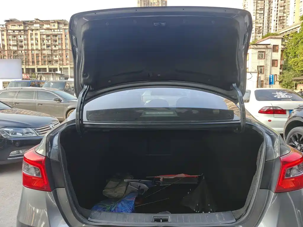 Nissan Sylphy — миниатюра 19