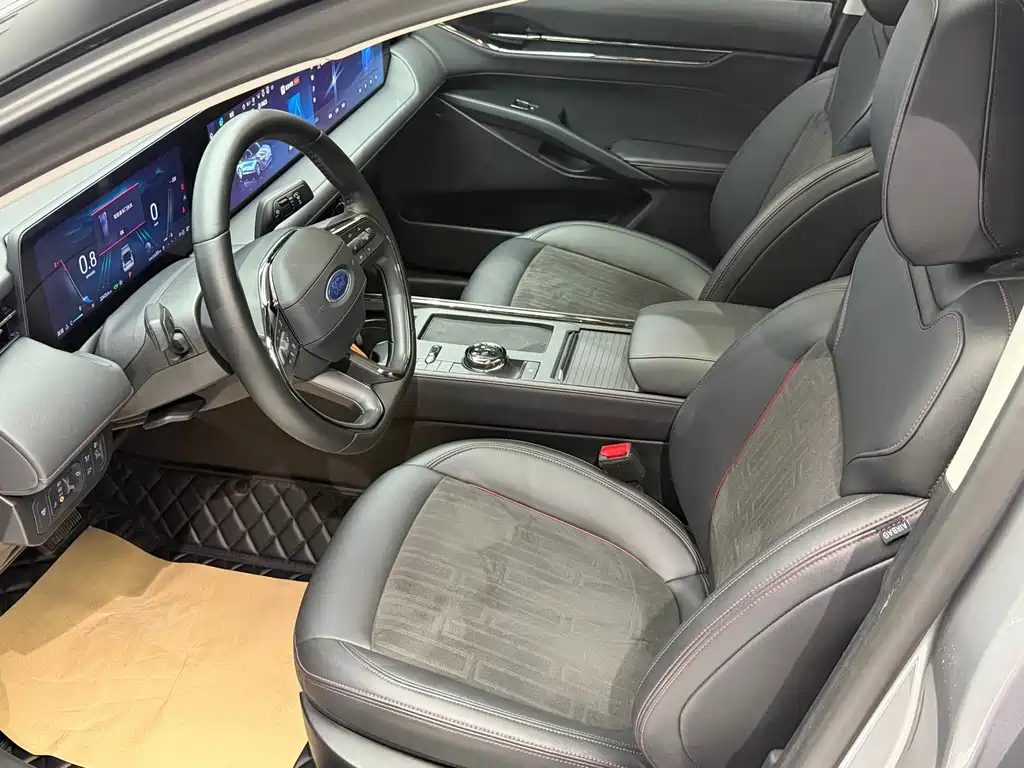 Ford Mondeo — миниатюра 9
