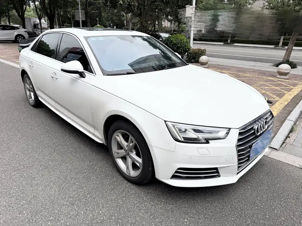 Audi A4L — миниатюра 2