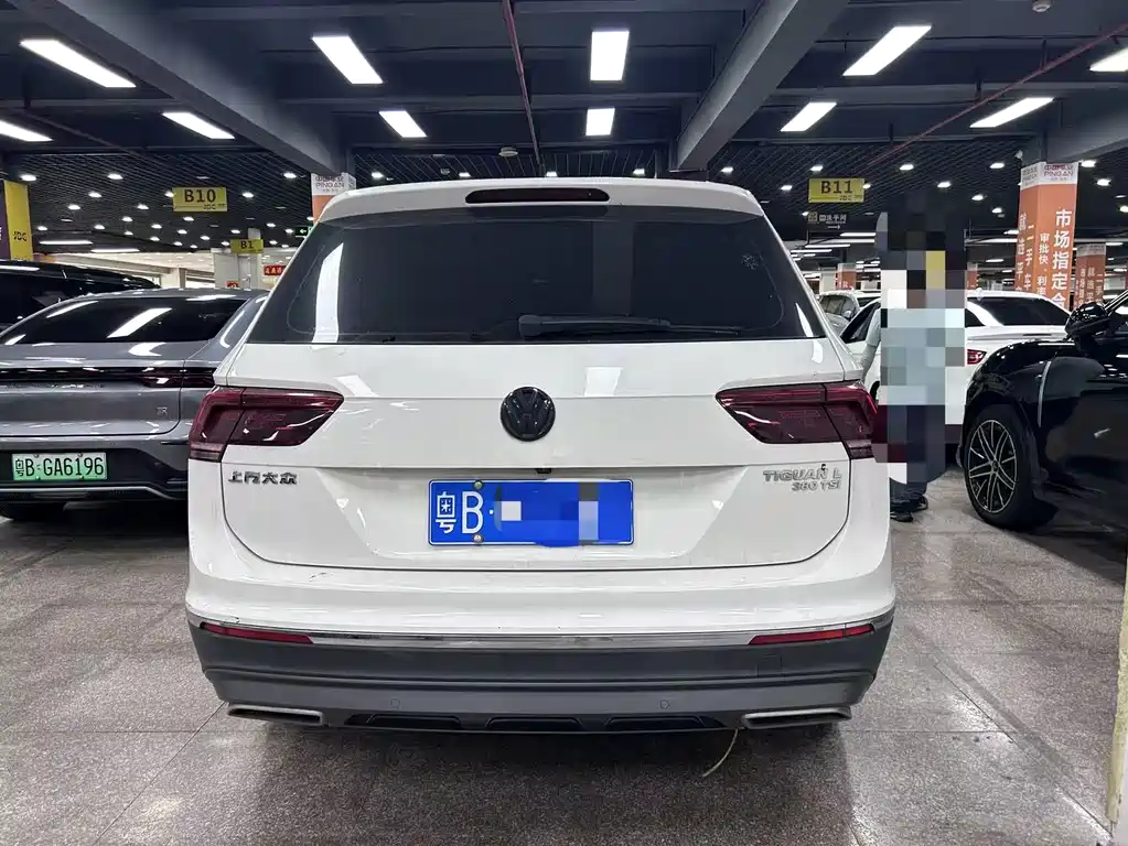 Volkswagen Tiguan L — миниатюра 7