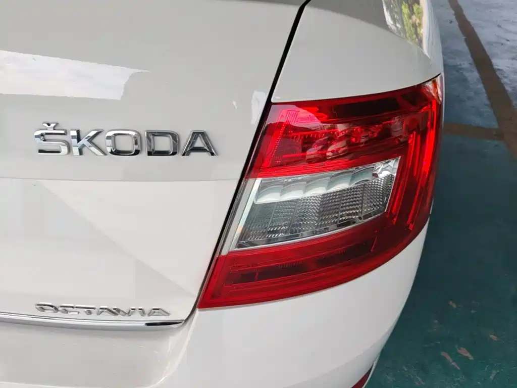 Skoda Octavia — миниатюра 8