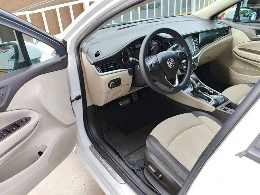 Buick Verano — миниатюра 16