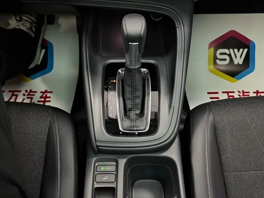 Honda Vezel — миниатюра 12