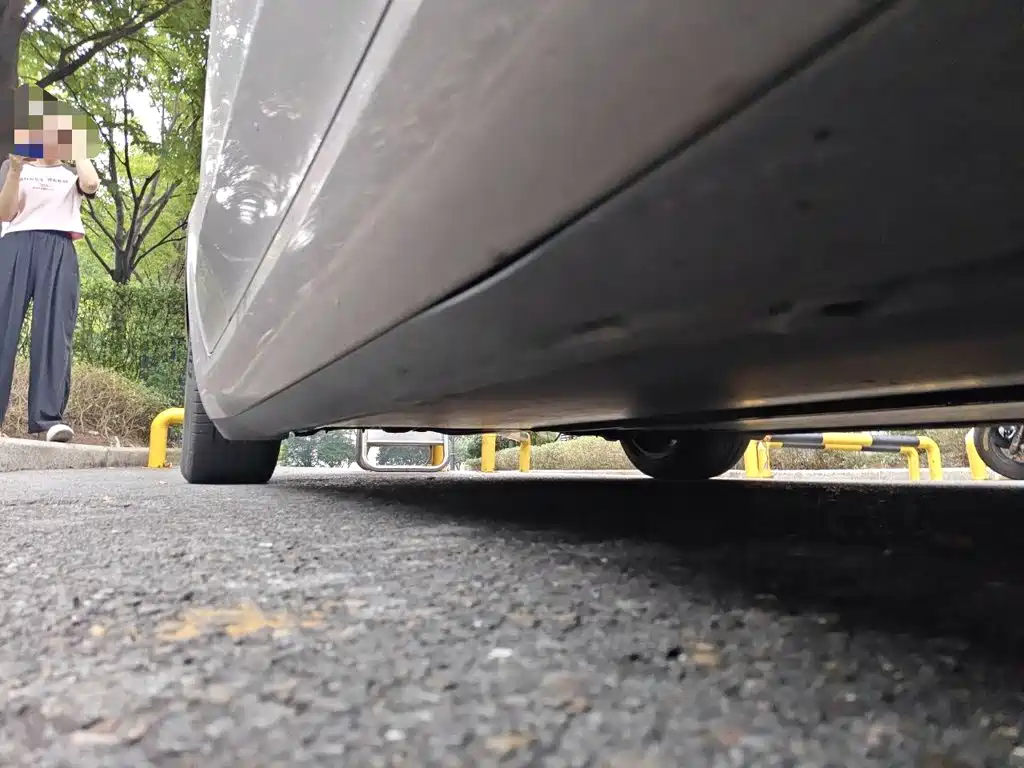 Tesla Model 3 — миниатюра 16