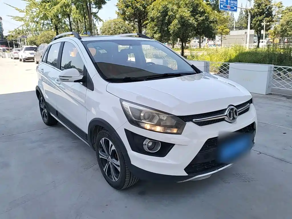 BAIC Senova X25 — миниатюра 4