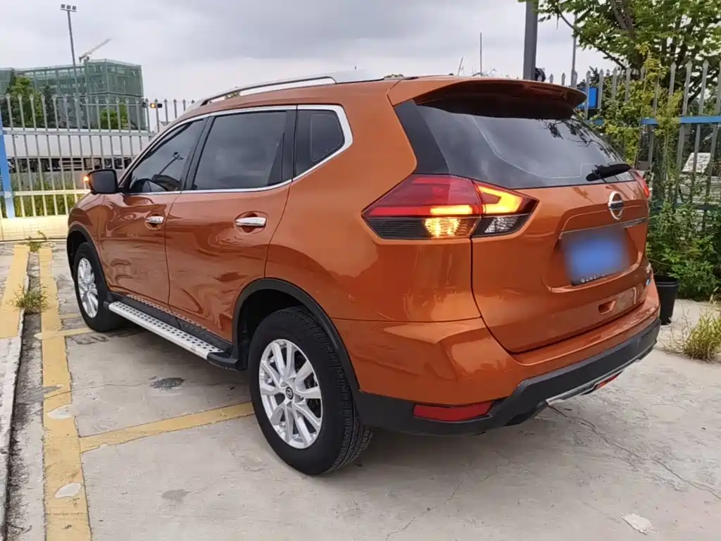 Nissan X-Trail — миниатюра 5