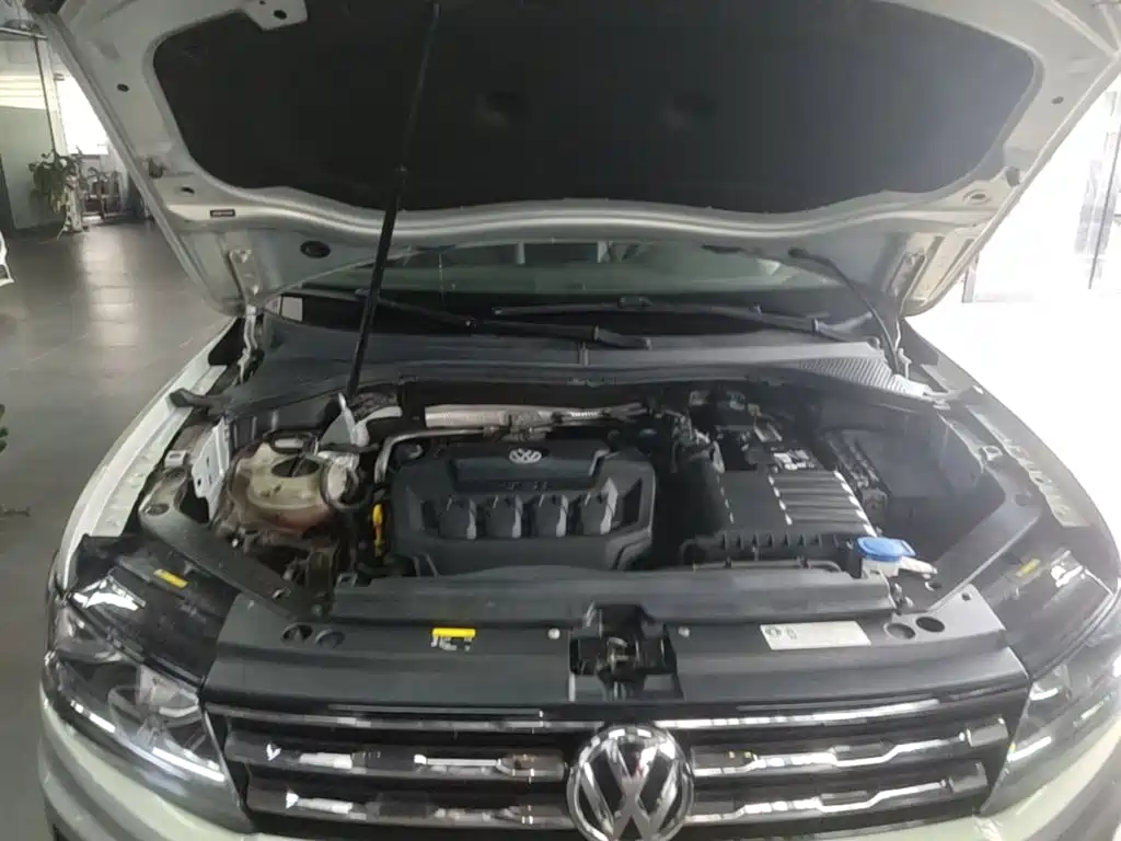 Volkswagen Tiguan L — миниатюра 20