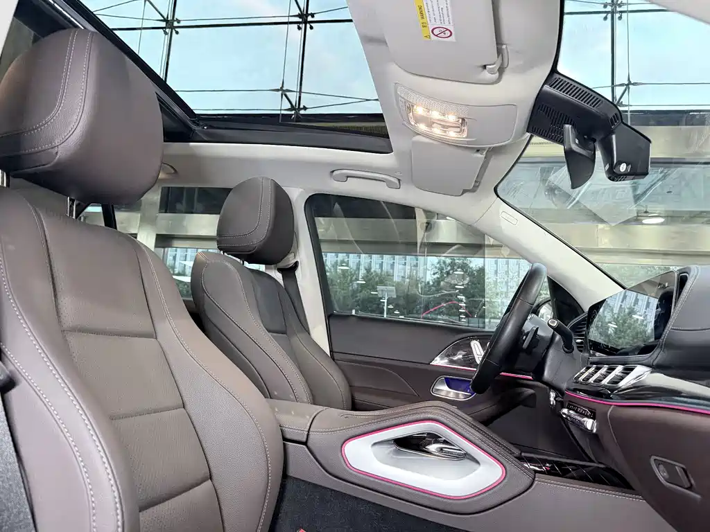 Mercedes-Benz GLE (Import) — миниатюра 15