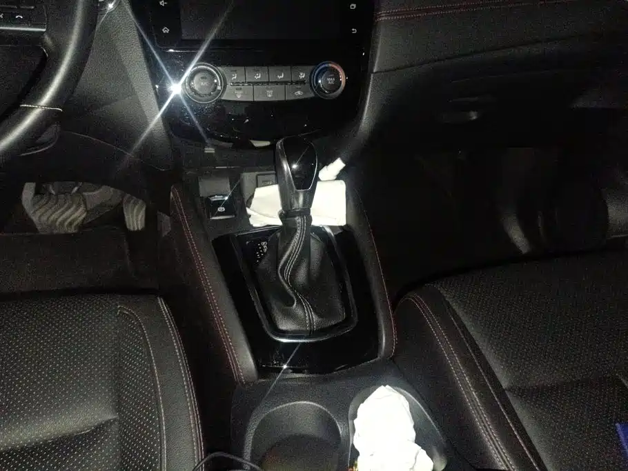 Nissan Qashqai — миниатюра 16