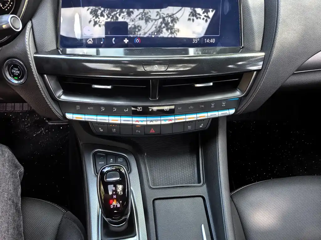 Cadillac CT5 — миниатюра 12