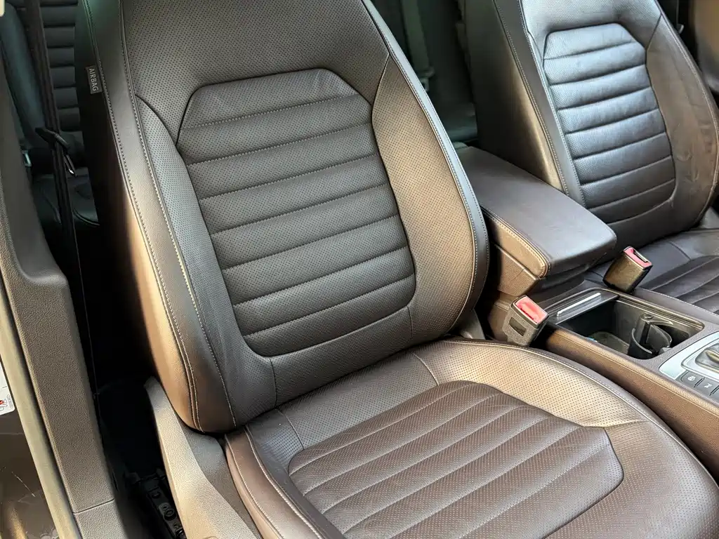 Volkswagen Magotan (Import) — миниатюра 11