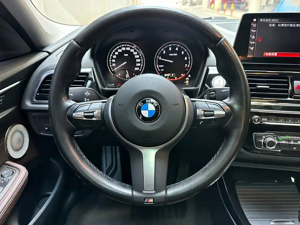 BMW 1 Series — миниатюра 12