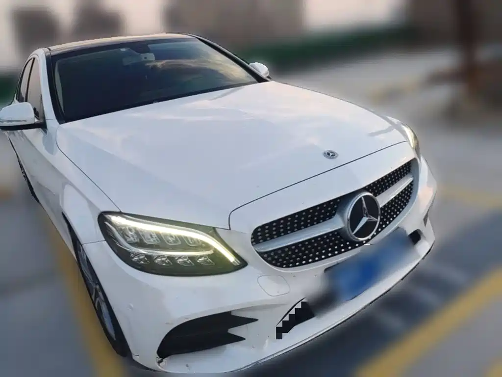 Mercedes-Benz C-Class — миниатюра 6
