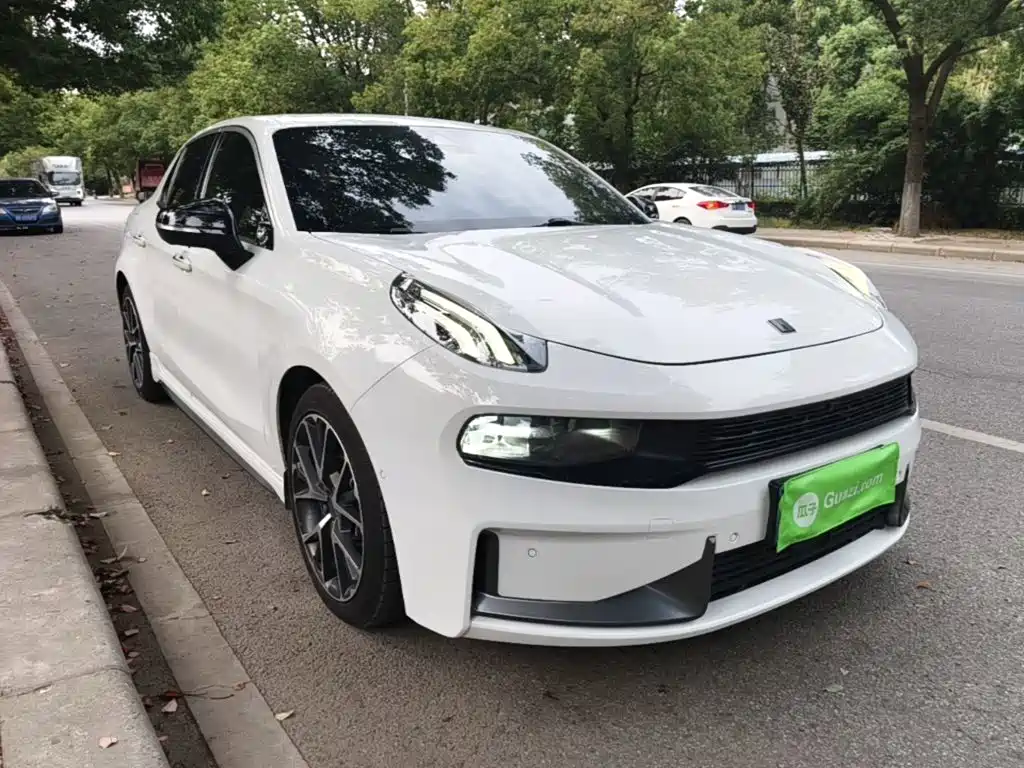 Lynk & Co 03 — миниатюра 4