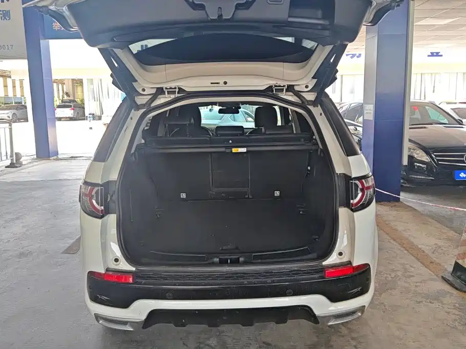 Land Rover Discovery Sport — миниатюра 4