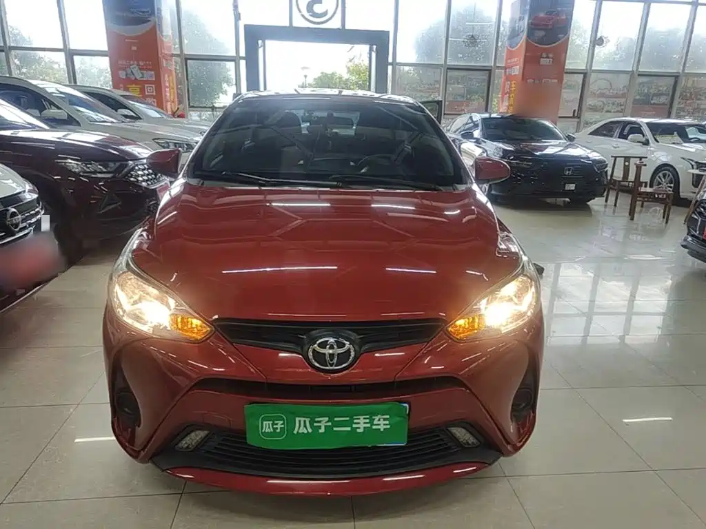 Toyota Yaris L — миниатюра 3