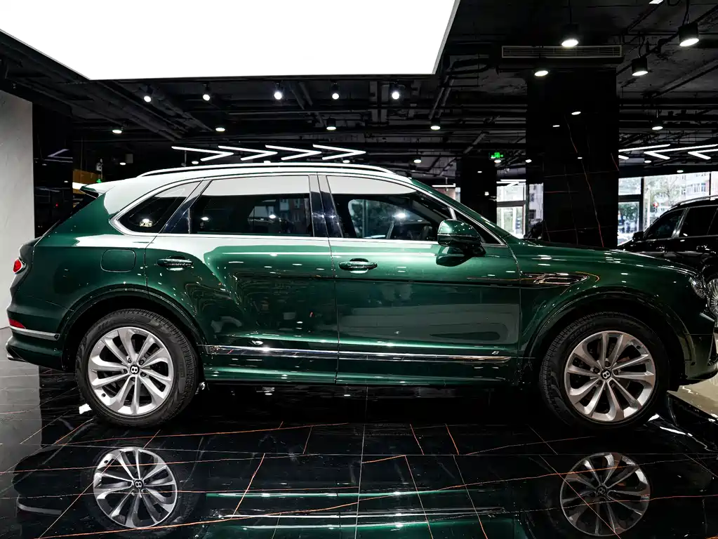 Bentley Bentayga 2021 4.0T V8