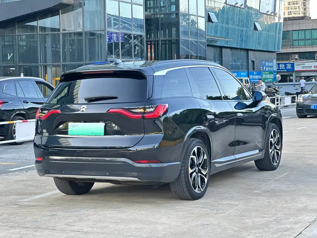 NIO NIO ES8