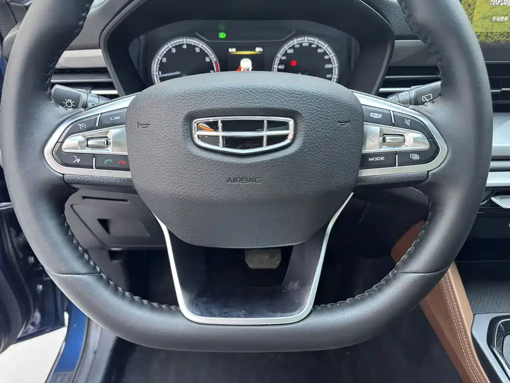 Geely Vision X6 — миниатюра 23