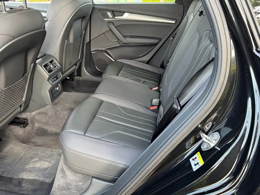 Audi Q5L — миниатюра 31