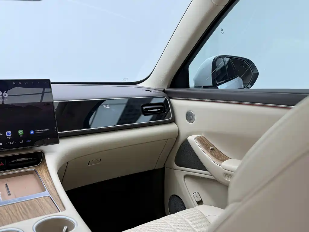 AITO AITO M7 — миниатюра 17
